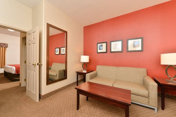 Room 6 of 56